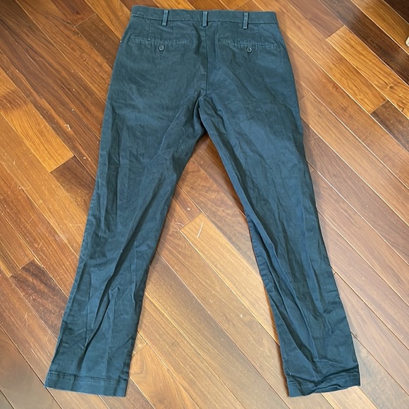 Uniqlo Men’s Pants size 31x34” - Picture 4 of 6